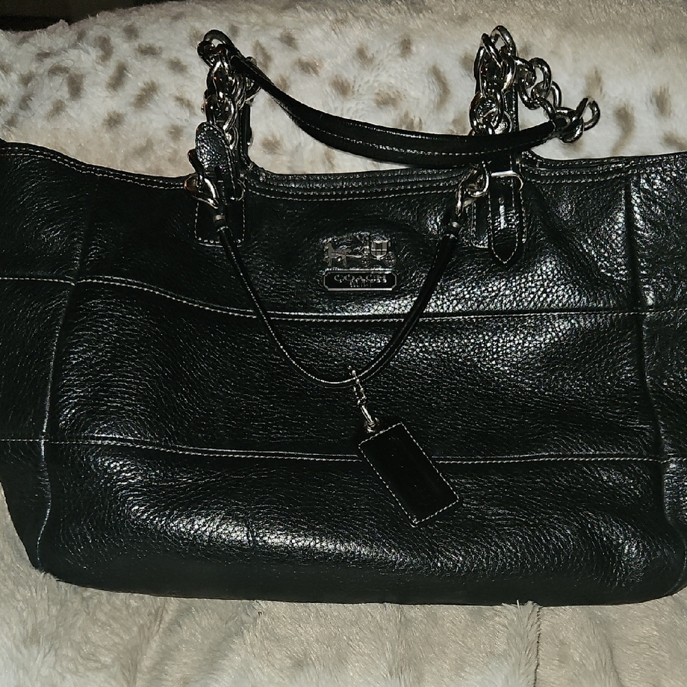 Black Leather Women's Bag Coach Purse Chain Strap Purple Silk Interior Vintage